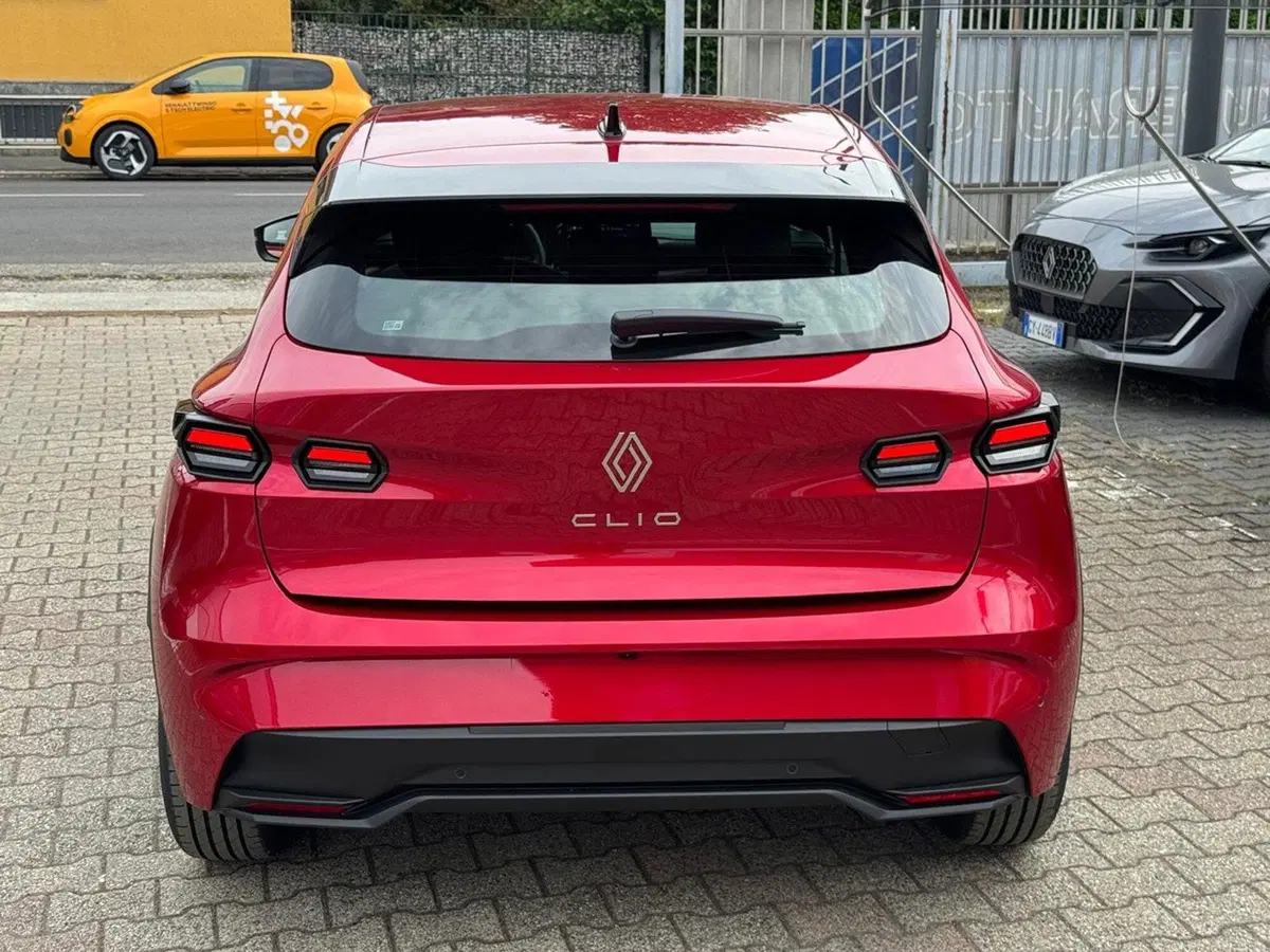 Renault Clio nuova a Pavia (5)