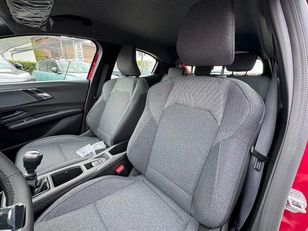 Renault Clio nuova a Pavia (8)