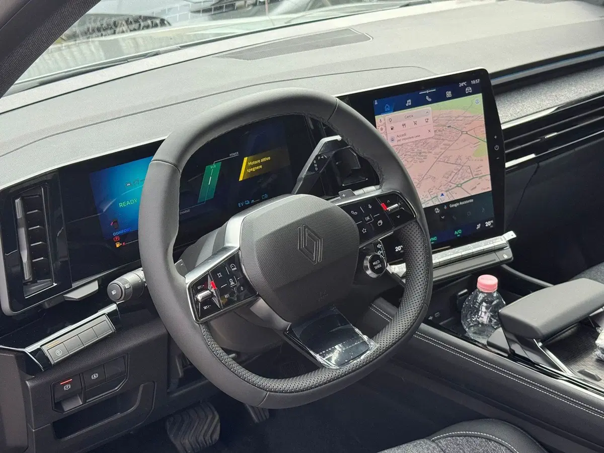 Renault Austral nuova a Pavia (2)