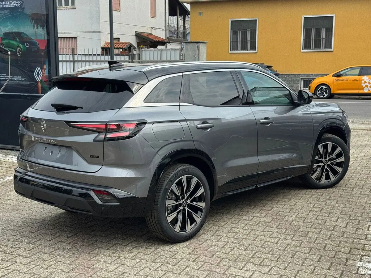 Renault Austral nuova a Pavia (9)