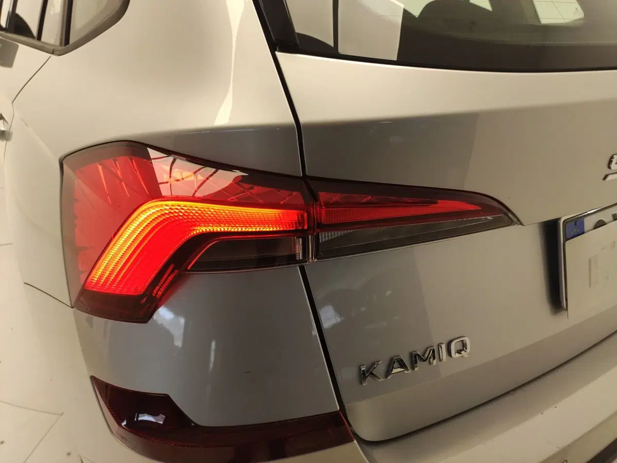 Skoda Kamiq usata a Avellino (11)