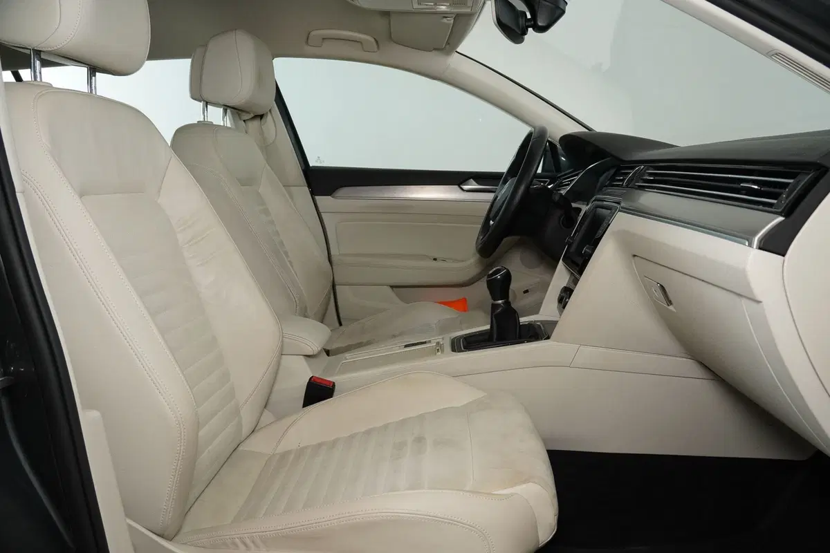Volkswagen Passat Variant usata a Perugia (10)