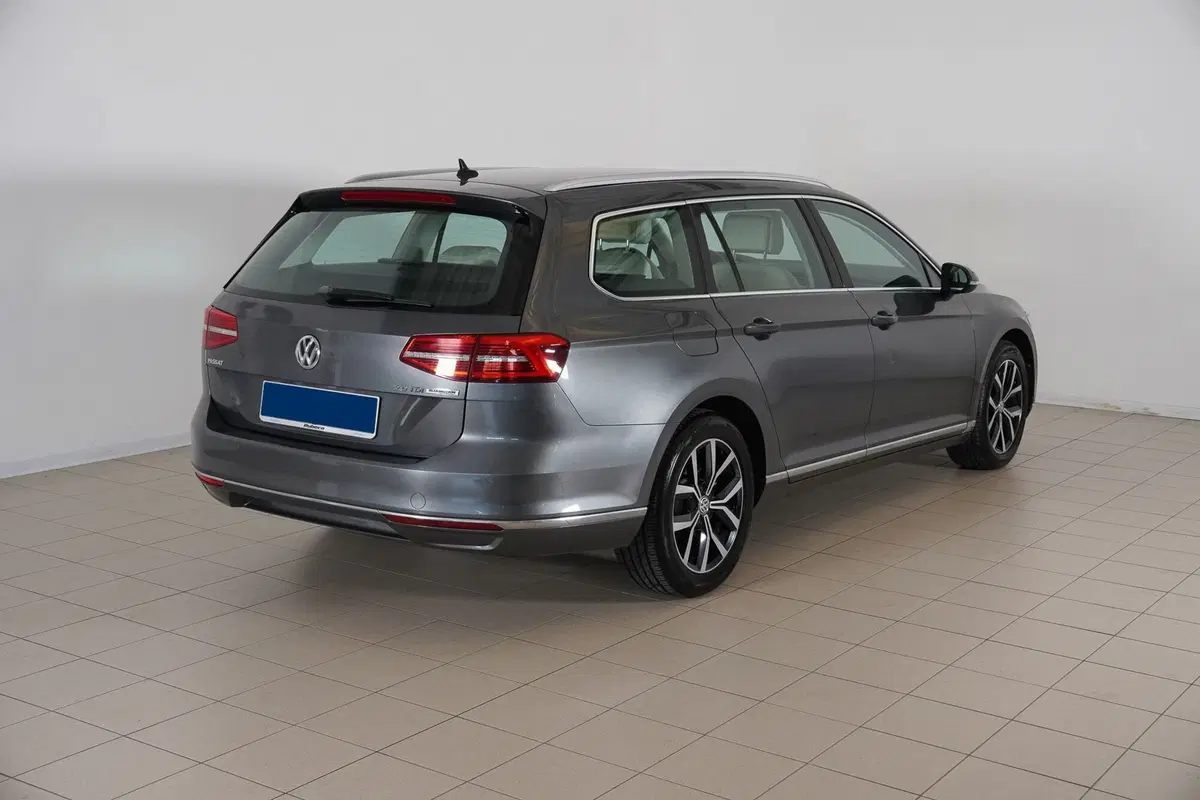 Volkswagen Passat Variant usata a Perugia (4)