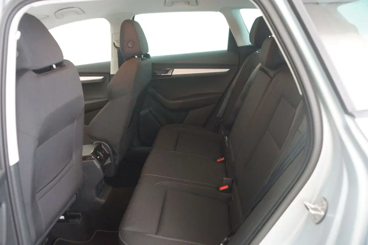 Skoda Karoq usata a Torino (8)