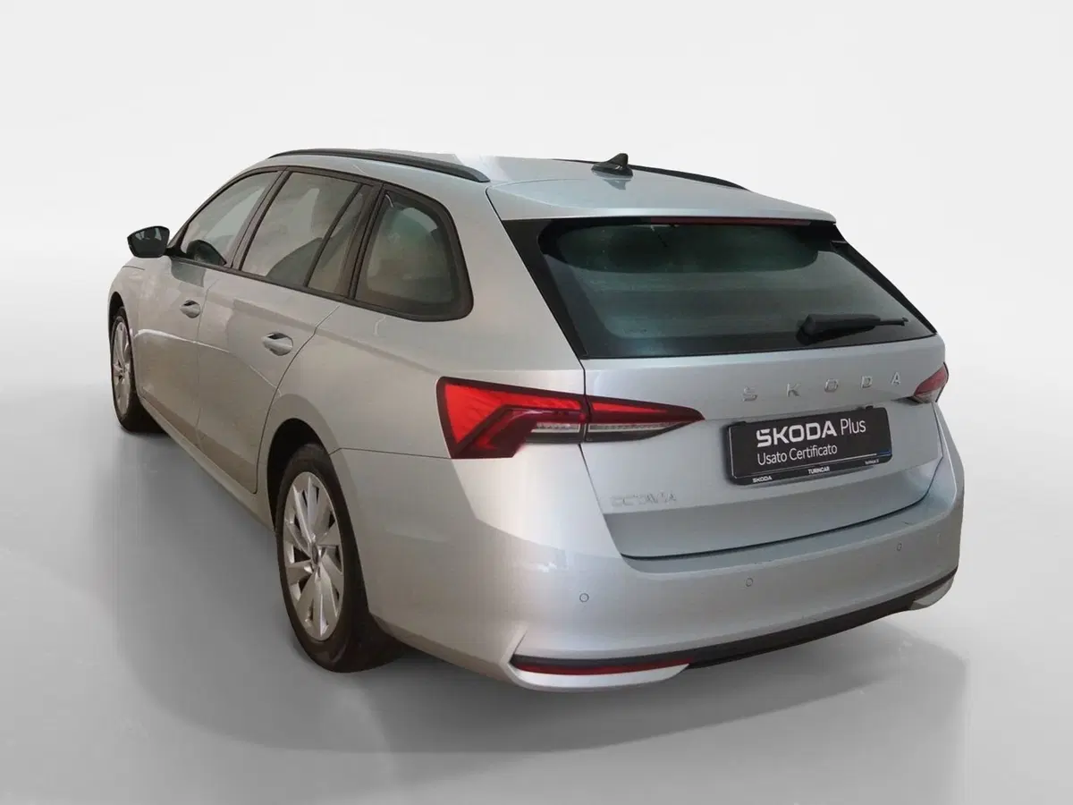 Skoda Octavia Station Wagon usata a Torino (4)