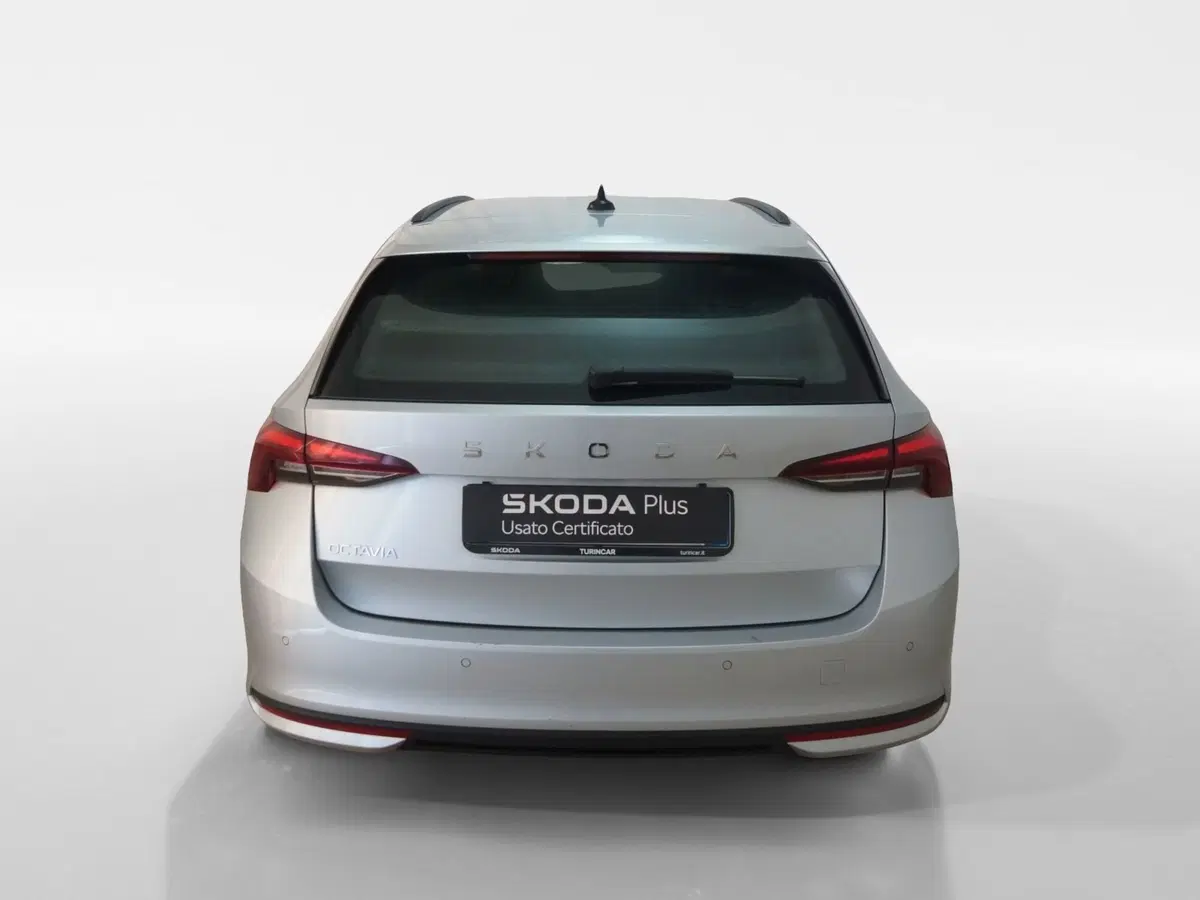 Skoda Octavia Station Wagon usata a Torino (5)