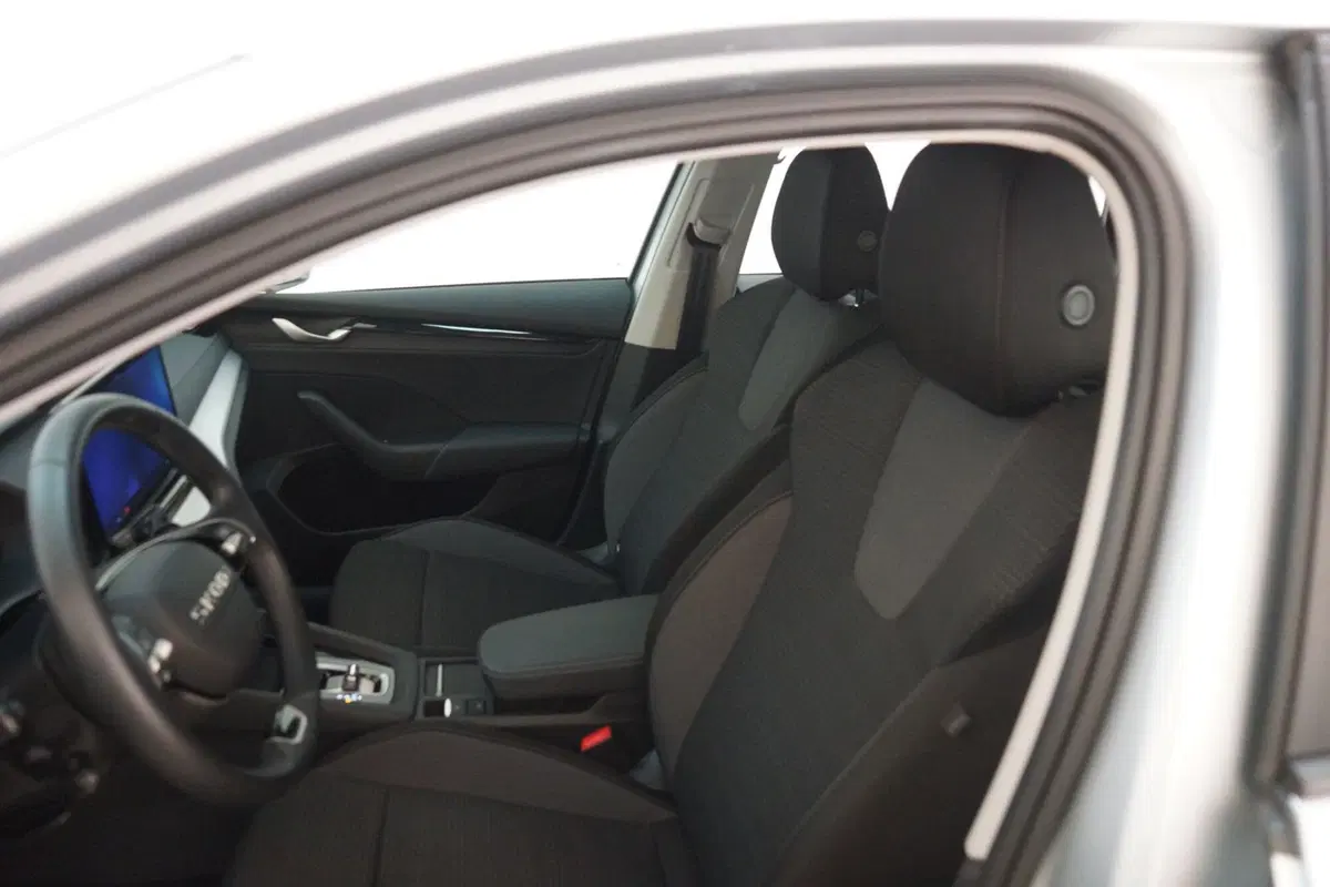 Skoda Octavia Station Wagon usata a Torino (9)