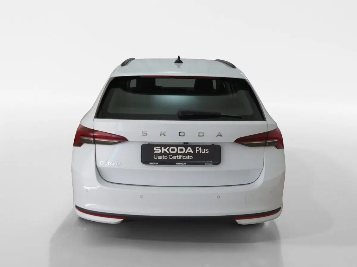 Skoda Octavia Station Wagon usata a Torino (5)
