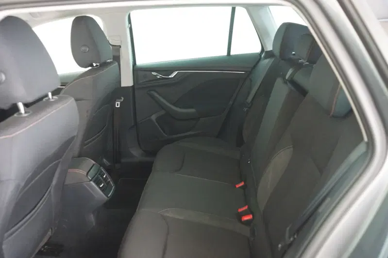 Skoda Kamiq usata a Torino (8)
