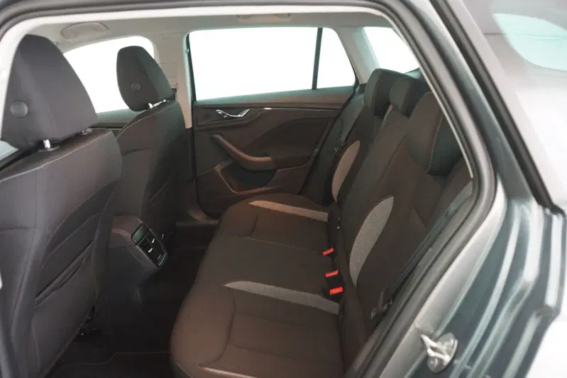 Skoda Kamiq usata a Torino (8)
