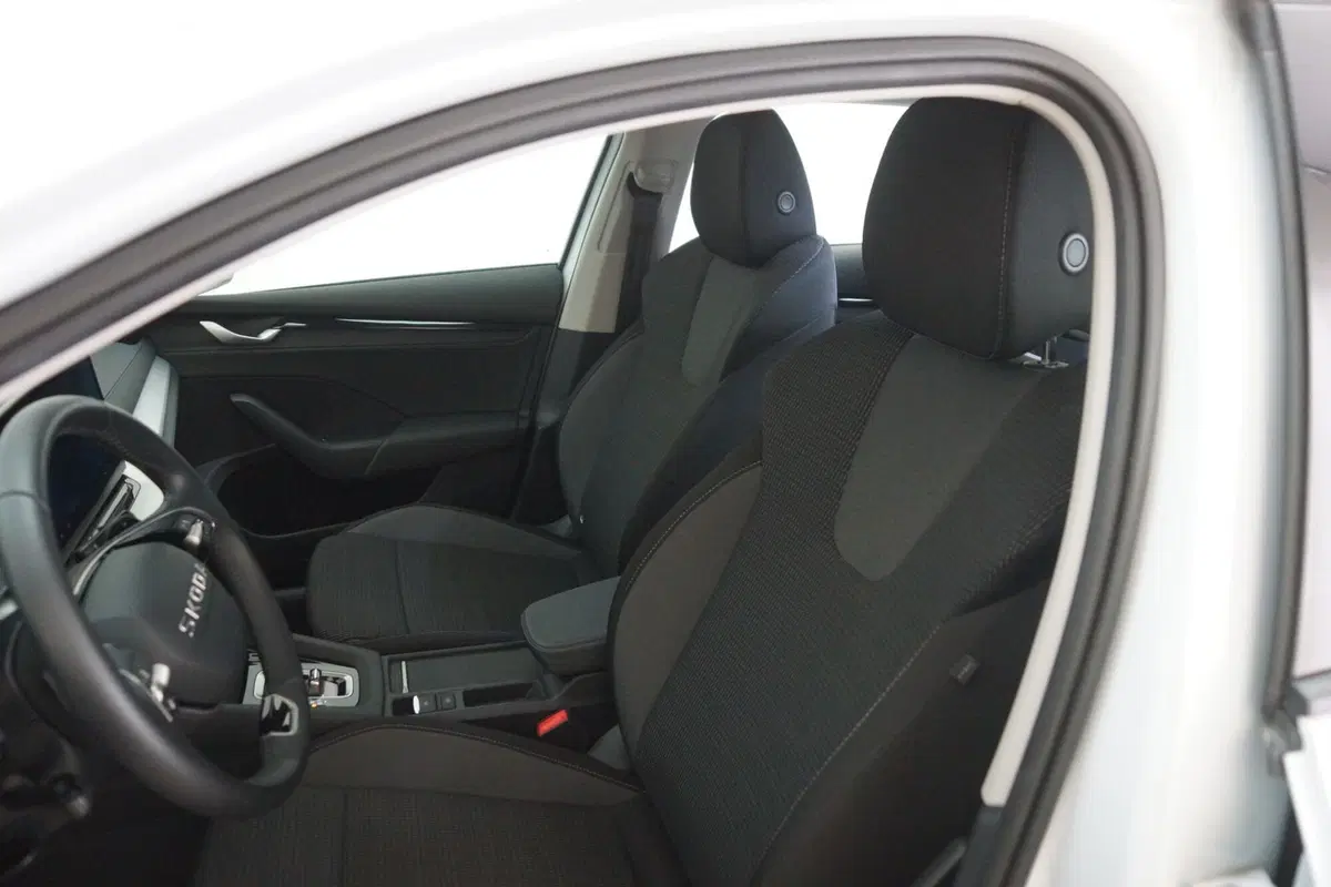 Skoda Octavia Station Wagon usata a Torino (9)