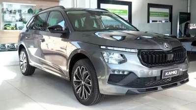 Skoda Kamiq 1.0 tsi Black Dots 115cv dsg nuova a Torino