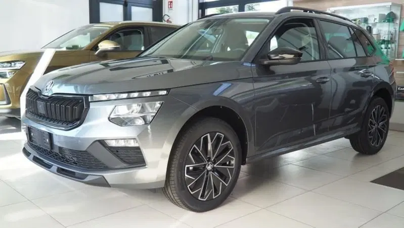 Skoda Kamiq nuova a Torino (2)