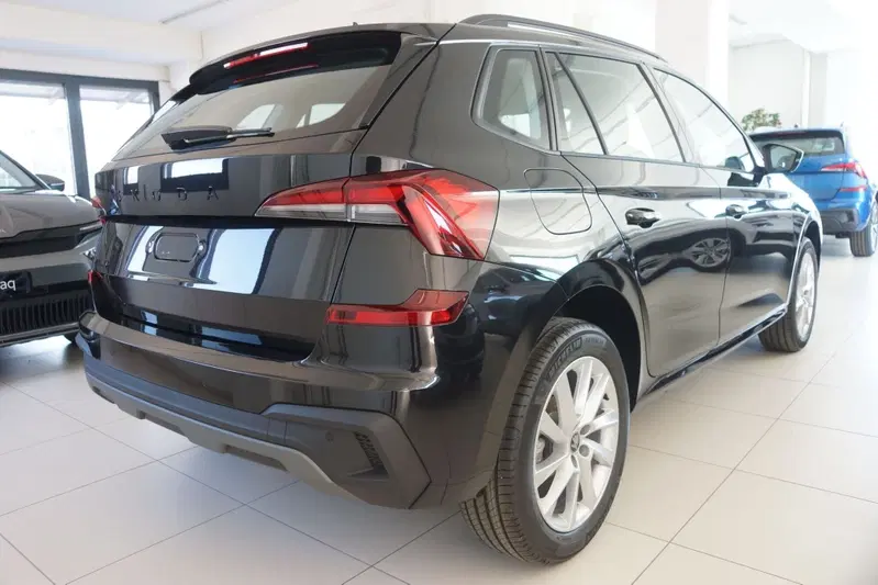 Skoda Kamiq nuova a Torino (10)