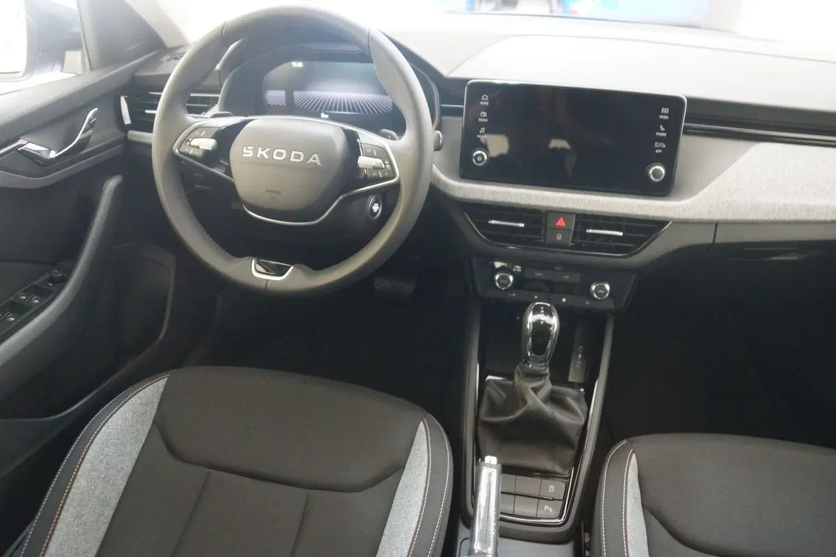 Skoda Kamiq nuova a Torino (17)