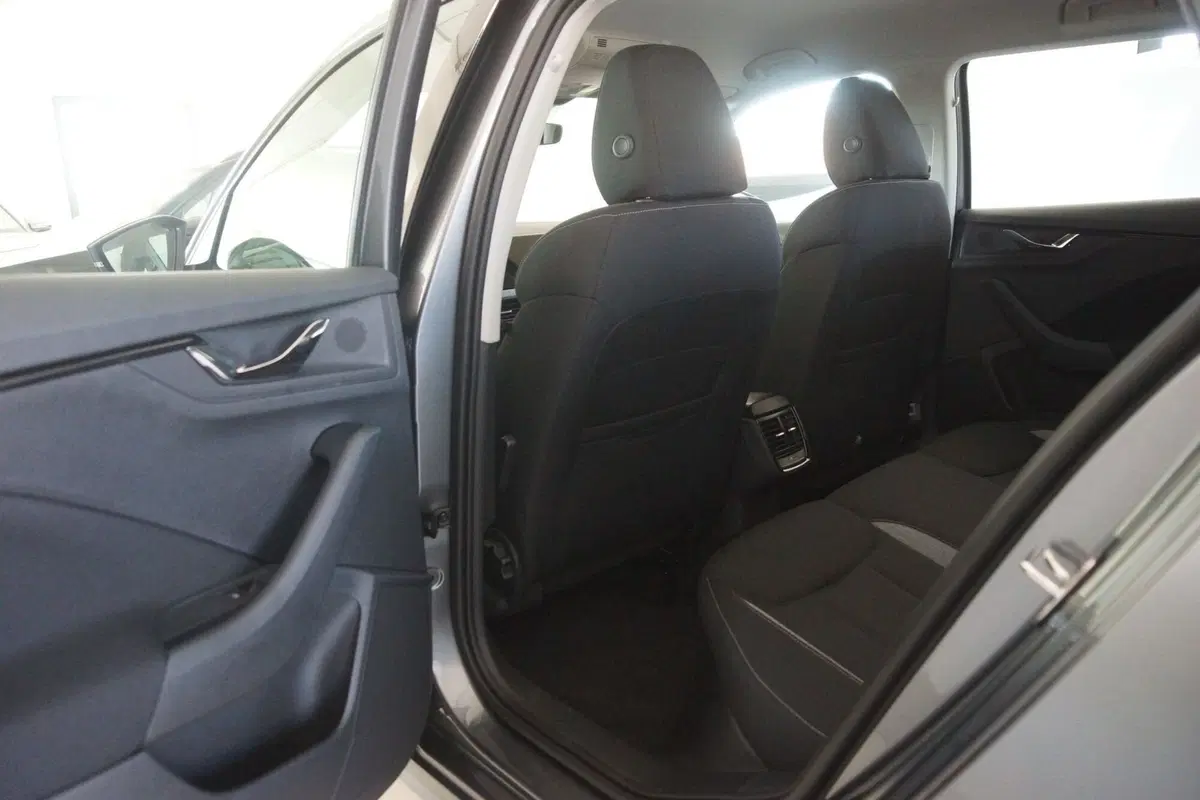 Skoda Kamiq nuova a Torino (10)