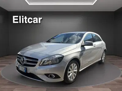 Mercedes-Benz Classe A 180 BlueEFFICIENCY Executive del 2012 usata a Magenta