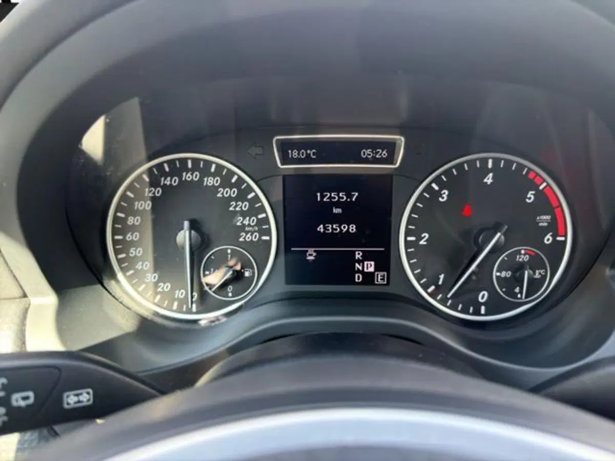 Mercedes-Benz Classe A usata a Milano (14)