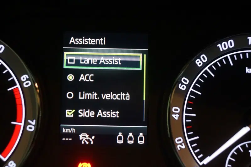 Skoda Karoq usata a Torino (15)