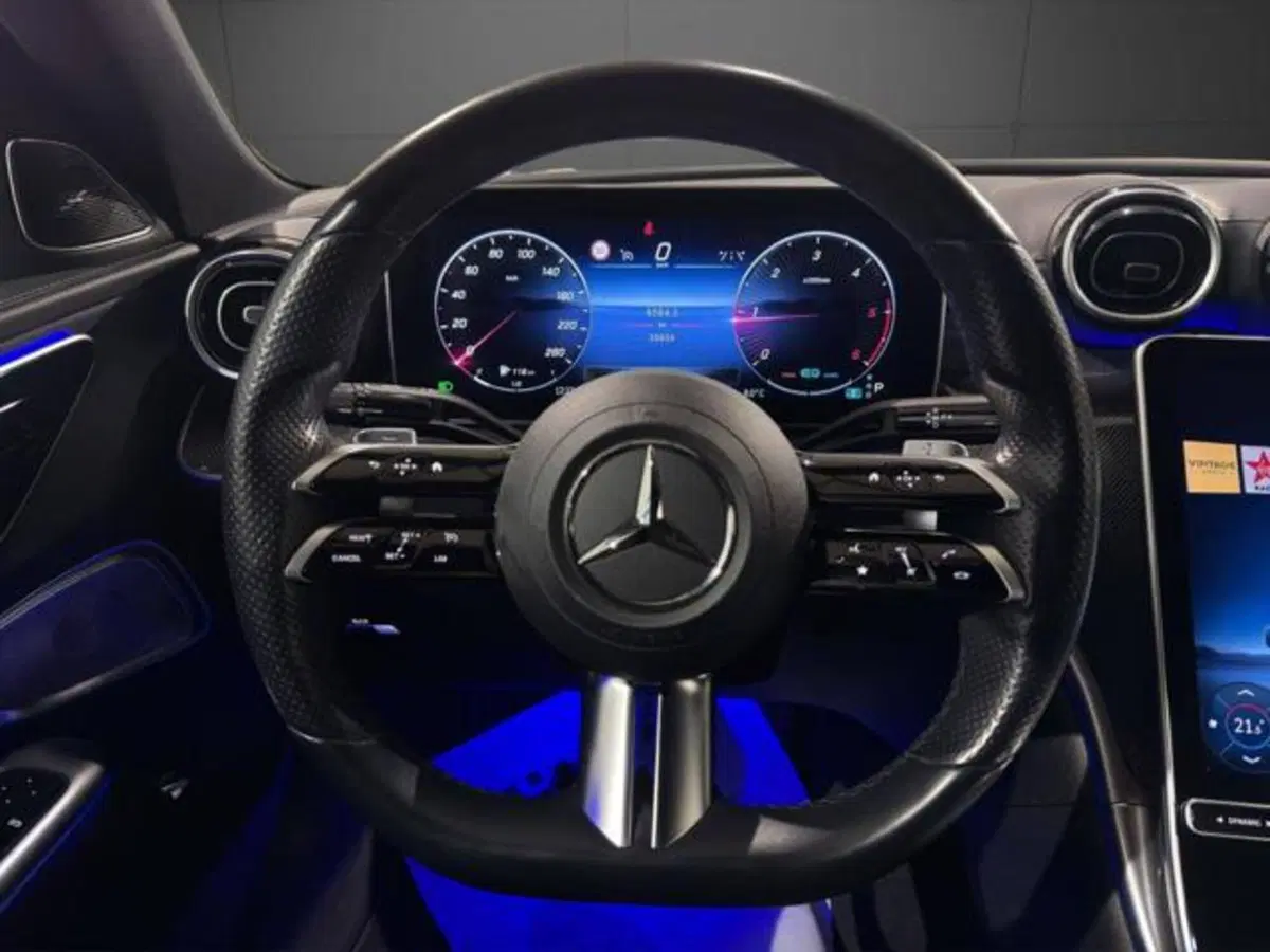 Mercedes-Benz Classe C usata a Milano (8)