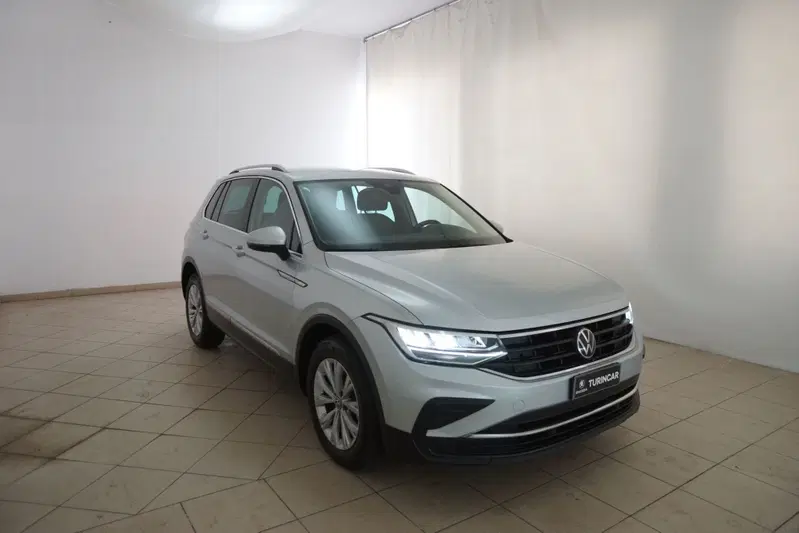 Volkswagen Tiguan usata a Torino (18)