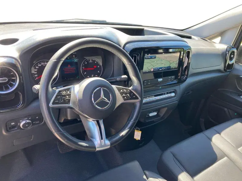 Mercedes-Benz Vito usata a Milano (9)