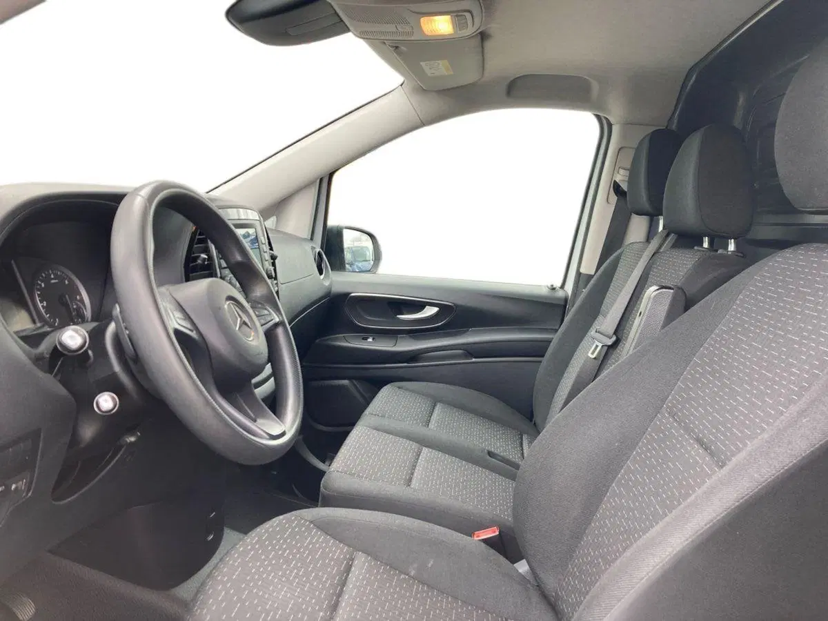 Mercedes-Benz Vito usata a Milano (10)