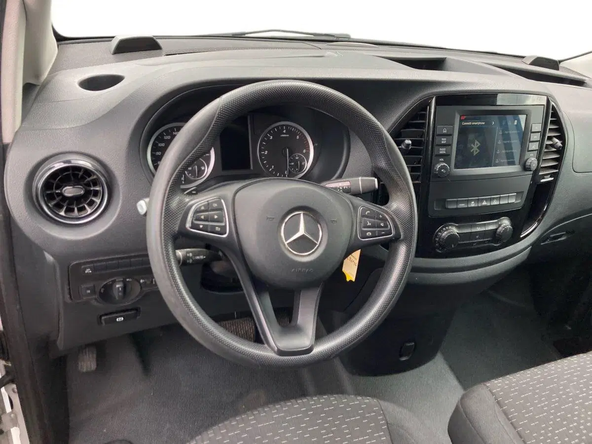 Mercedes-Benz Vito usata a Milano (11)