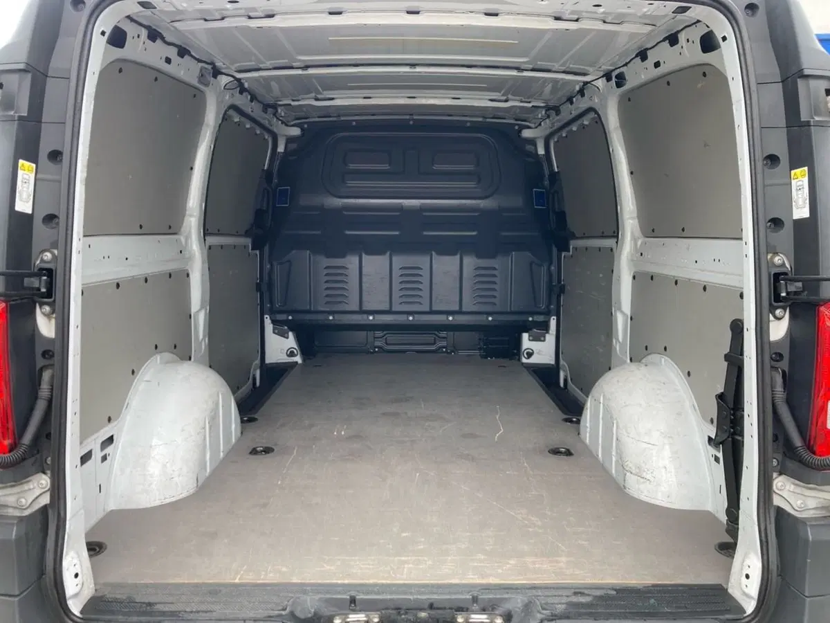 Mercedes-Benz Vito usata a Milano (8)