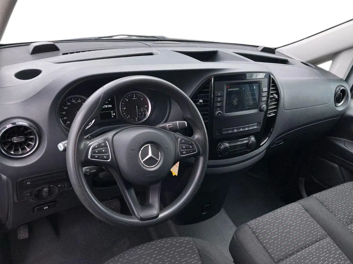 Mercedes-Benz Vito usata a Milano (9)