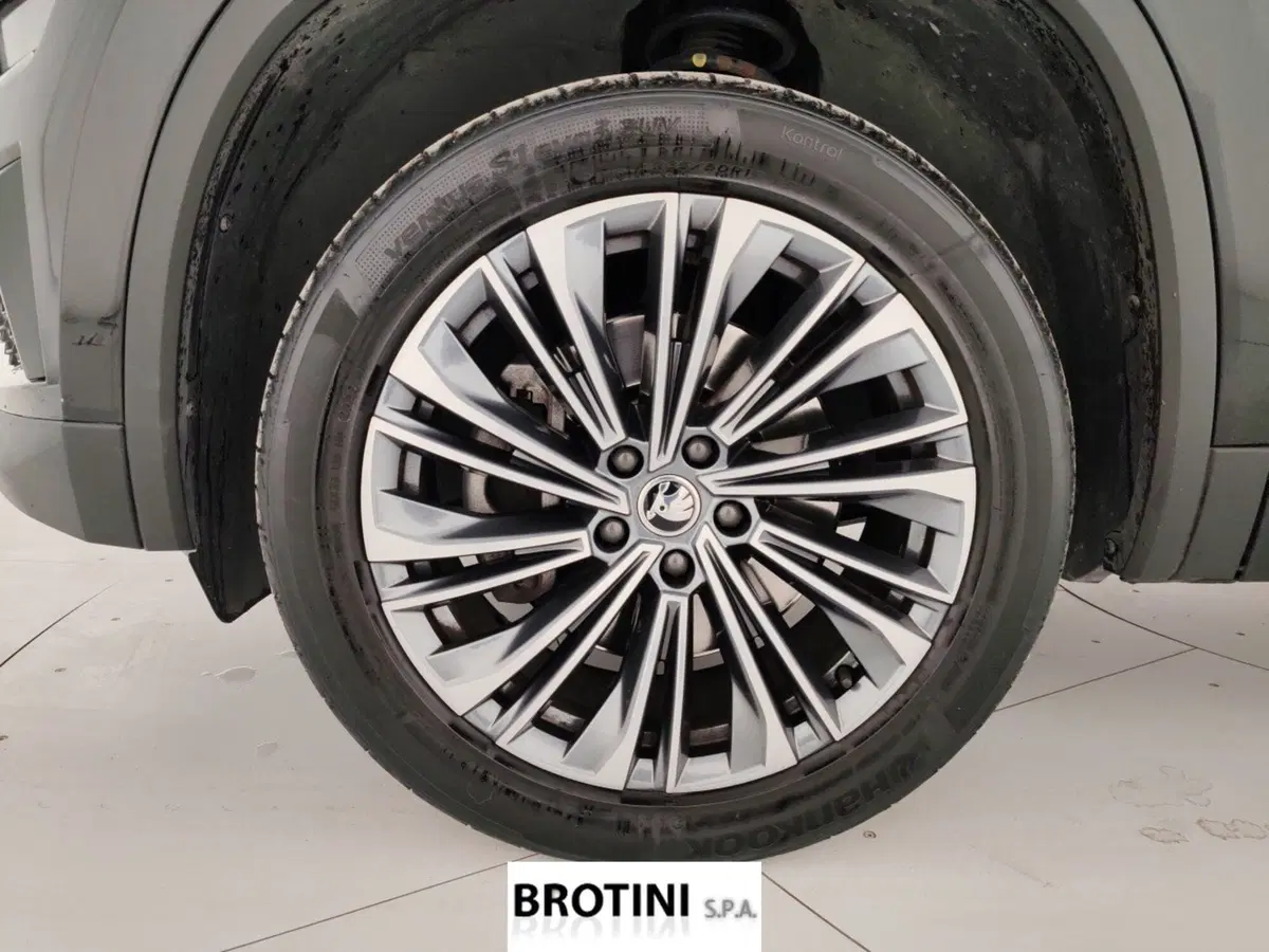 Skoda Kodiaq usata a Massa-Carrara (5)