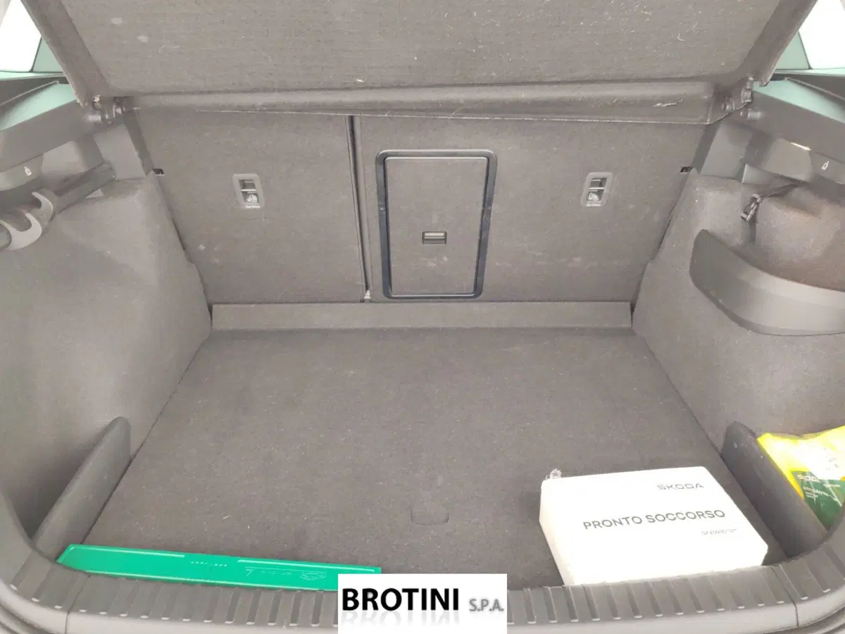 Skoda Karoq usata a Massa-Carrara (14)