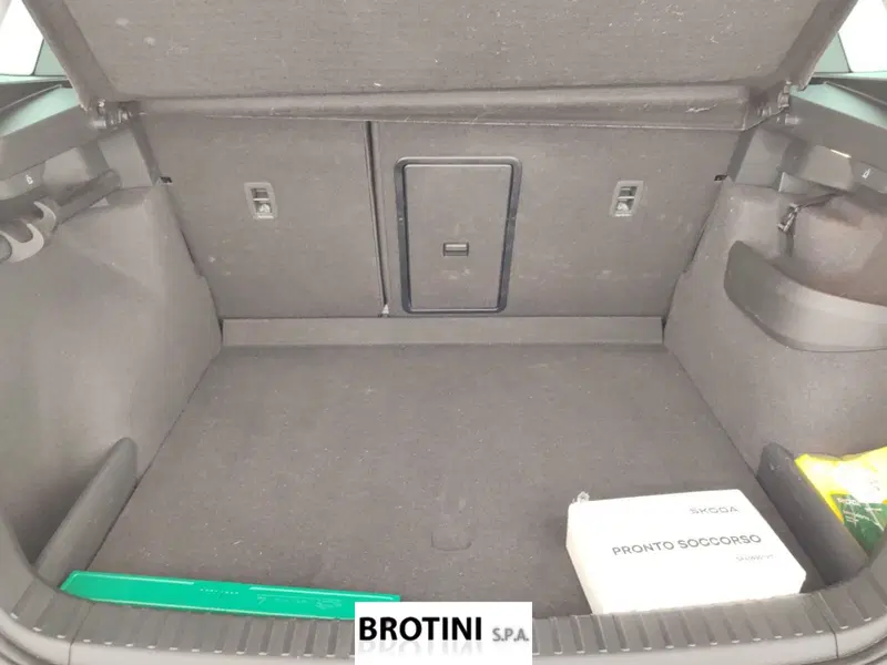 Skoda Karoq usata a Massa-Carrara (14)