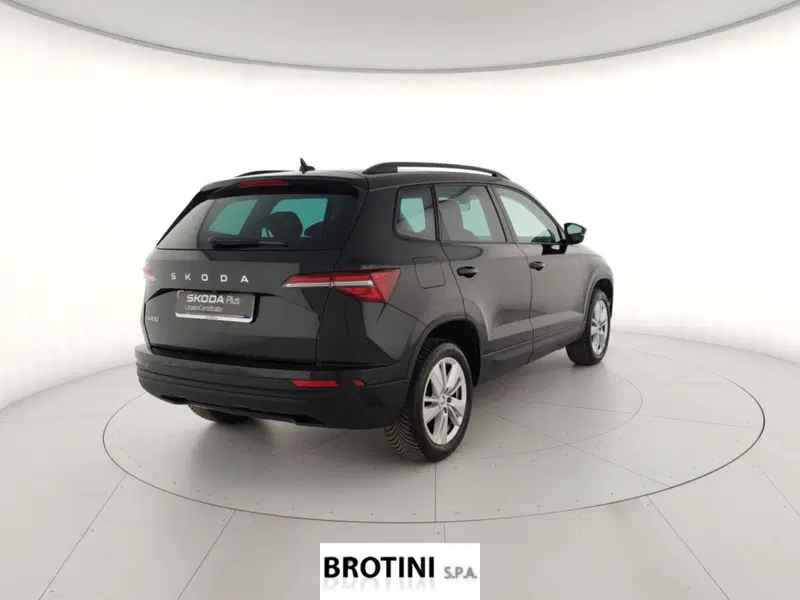 Skoda Karoq usata a Massa-Carrara (3)