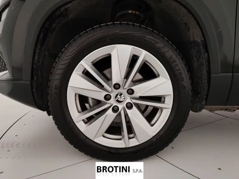 Skoda Karoq usata a Massa-Carrara (6)