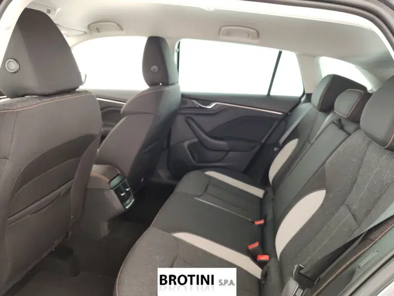 Skoda Scala nuova a Massa-Carrara (11)