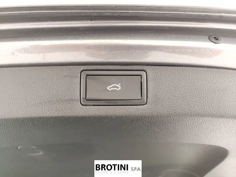 Skoda Scala nuova a Massa-Carrara (8)