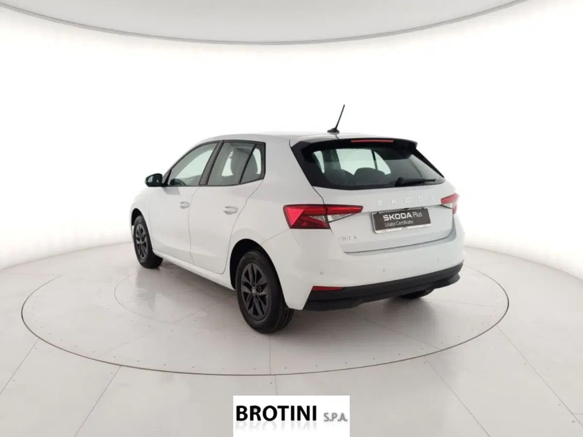 Skoda Fabia nuova a Massa-Carrara (2)