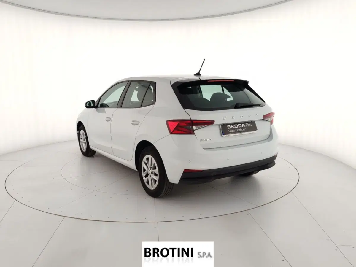 Skoda Fabia usata a Massa-Carrara (2)