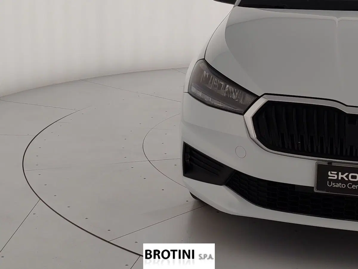 Skoda Fabia usata a Massa-Carrara (5)