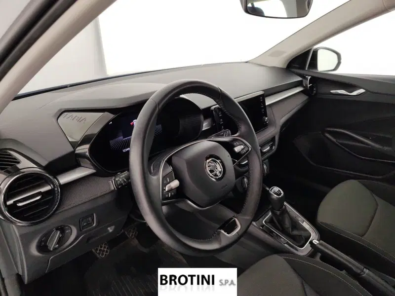 Skoda Fabia usata a Massa-Carrara (8)