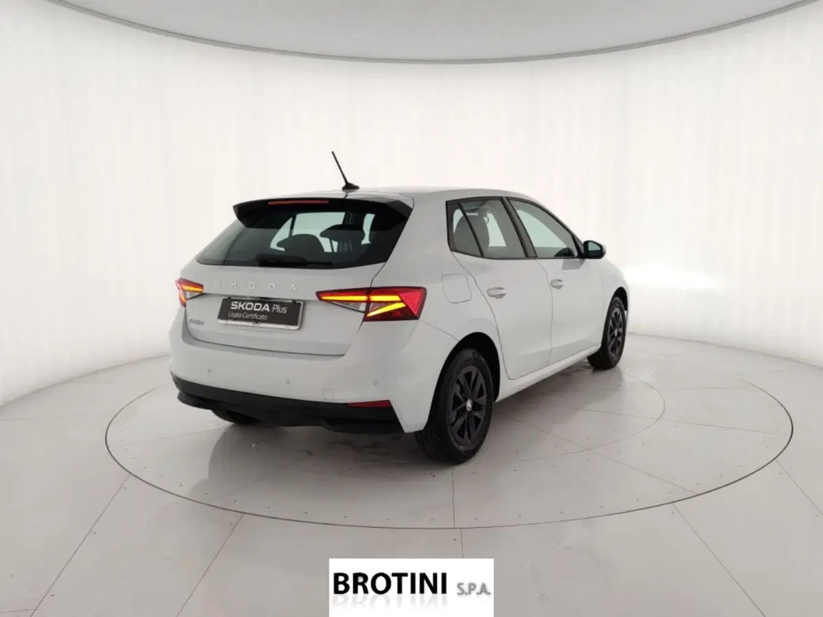 Skoda Fabia usata a Massa-Carrara (3)