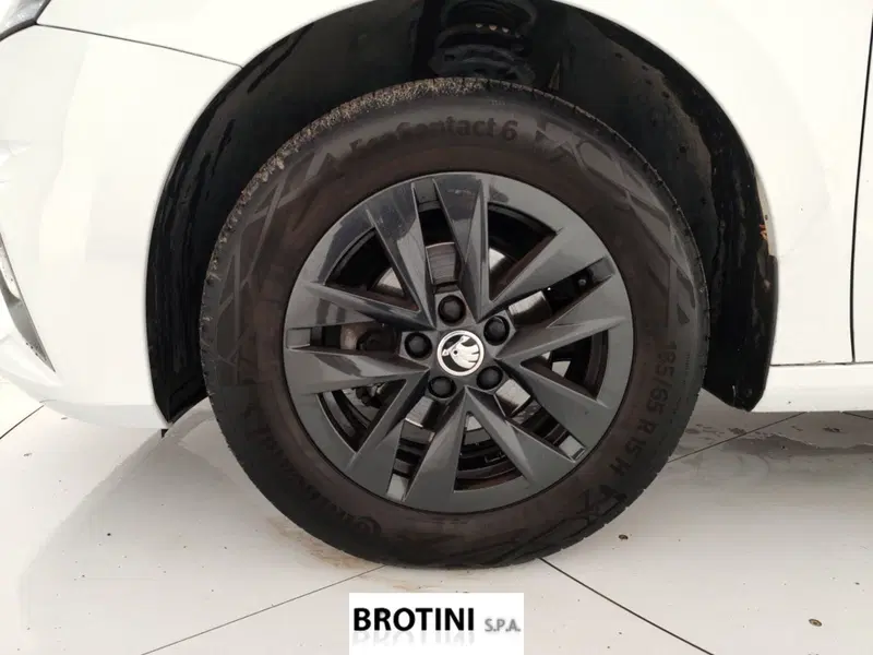 Skoda Fabia usata a Massa-Carrara (6)