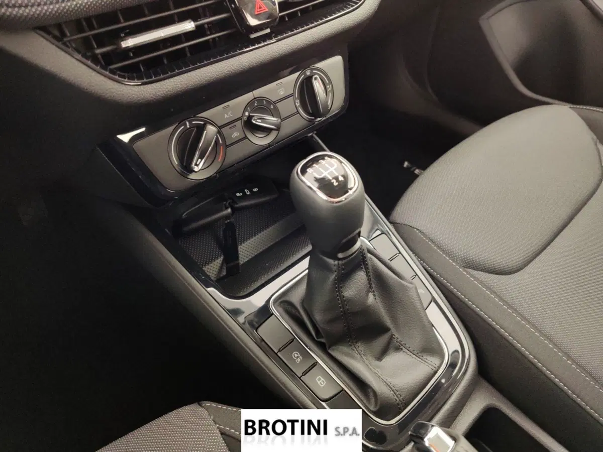 Skoda Fabia nuova a Massa-Carrara (11)
