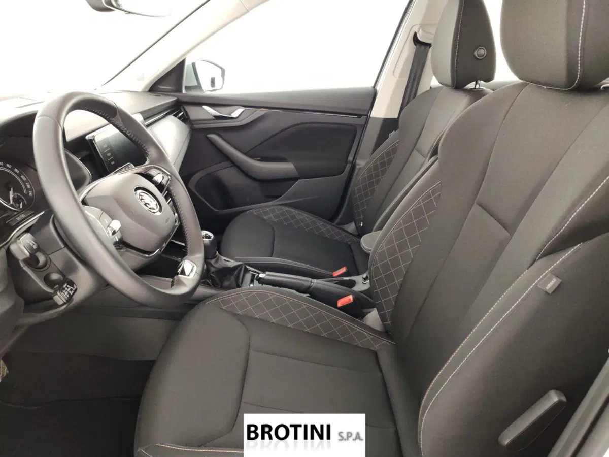 Skoda Kamiq usata a Massa-Carrara (7)