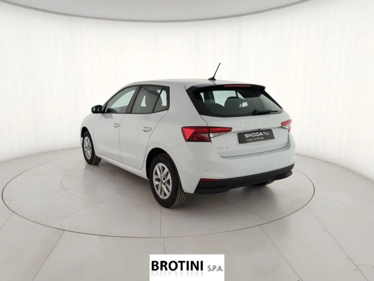 Skoda Fabia nuova a Massa-Carrara (2)