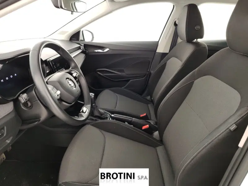 Skoda Fabia usata a Massa-Carrara (7)
