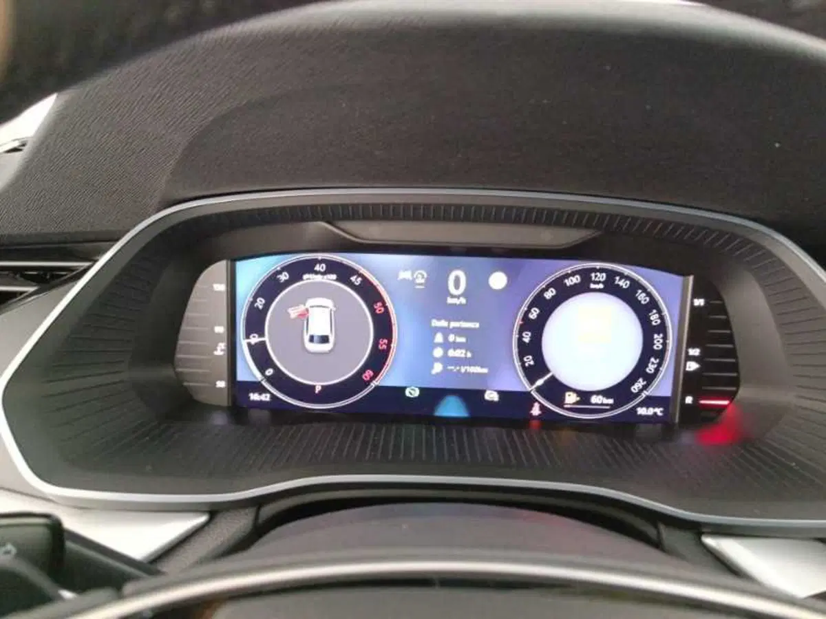 Skoda Octavia Station Wagon nuova a Treviso (14)