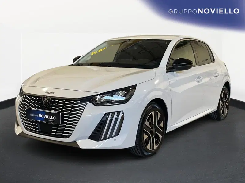 Peugeot 208 nuova a Salerno