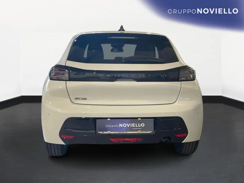 Peugeot 208 nuova a Salerno (6)